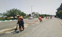 پاکسازی فوری ریزش گازوئیل در بلوار ولایت توسط پاکبانان شهرداری بجنورد